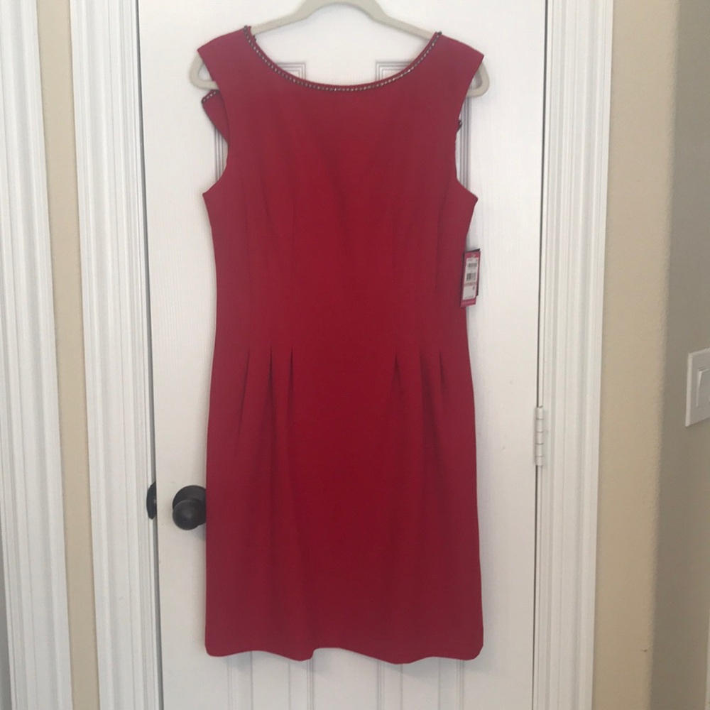 VINCE CAMUTO Red dress 12